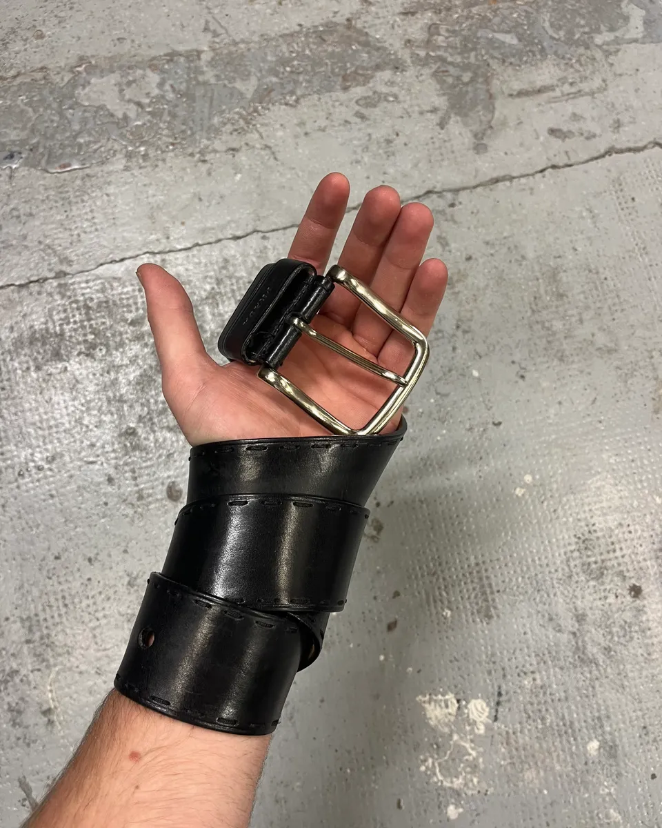 2000s Prada Premium Black Leather Belt - Image 3