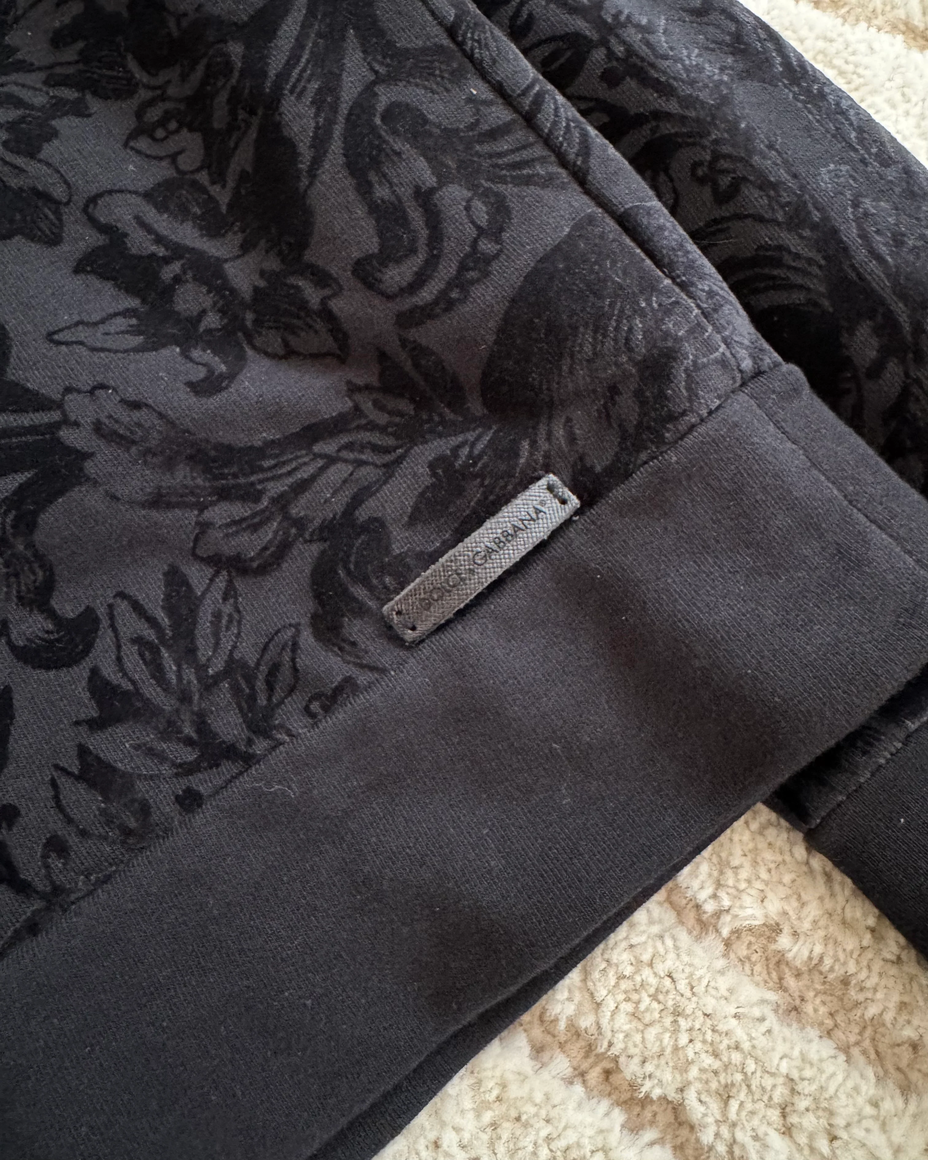 2010s Dolce & Gabbana Floral Velvet Hoodie - Image 6